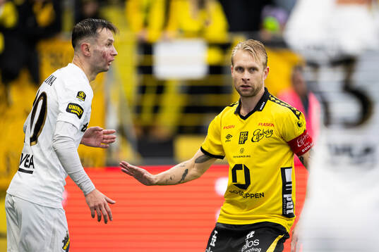 AIKs Bersant Celina och Elfsborgs Johan Larsson