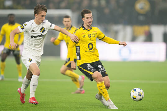 AIKs Yannick Geiger och Elfsborgs Simon Olsson
