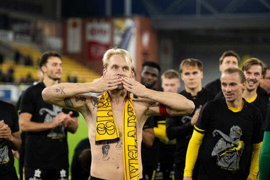 Elfsborgs Johan Larsson hyllas