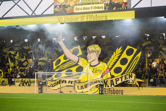 Tifo och hyllning till Elfsborgs Johan Larsson