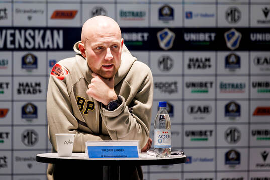 Brommapojkarnas huvudtränare Fredrik Landén