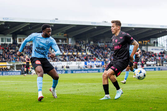 Brommapojkarnas Isak Ssali Ssewankambo och Halmstads Niilo