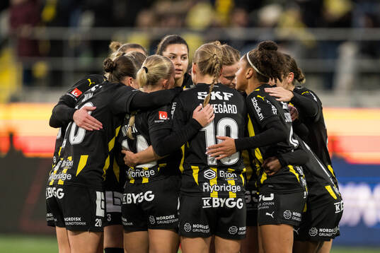 Häckens Felicia Schröder jublar