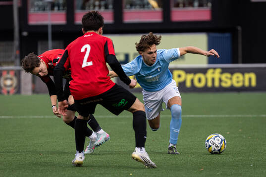 Malmö FFs Albion Ferati och Brommapojkarnas Sebastian