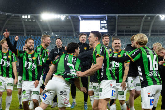 GAIS spelare jublar
