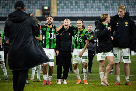 GAIS spelare jublar