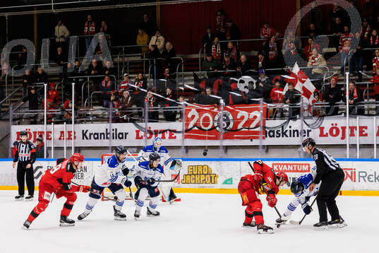 Almtunas Lukas Smith och Karlskogas Andre Edvardsen Simen