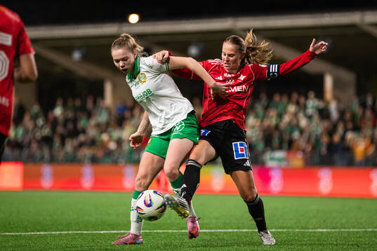 Hammarbys Bea Sprung och IFK Norrköpings Elsa Burvall