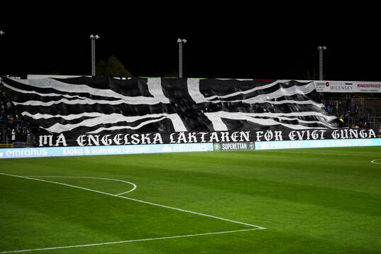 Landskronas med banderoll