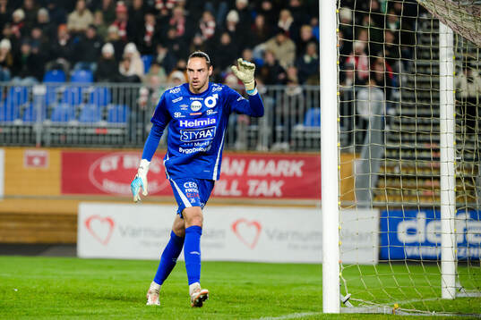 Degerfors målvakt Matvei Igonen