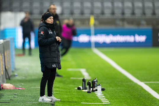 Växjö DFFs assisterande tränare Mathilda Bergstrand