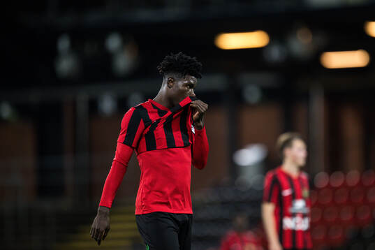 Courage Otokwefor of Brommapojkarna looks dejected
