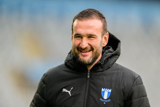 Head coach Anes Mravac