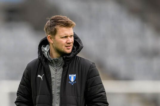 Assistant coach Fred Jähnke