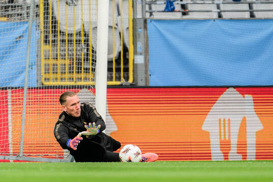 Goalkeeper Robin Olsen