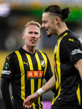 Mikkel Rygaard Jensen and Amor Layouni of Häcken
