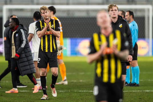 Filip Helander of Häcken looks dejected