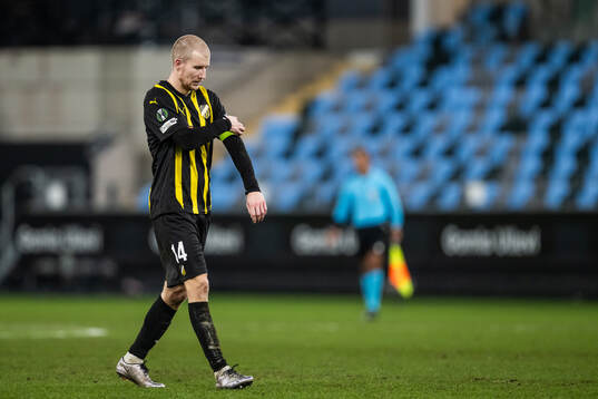 Simon Gustafson of Häcken looks dejected