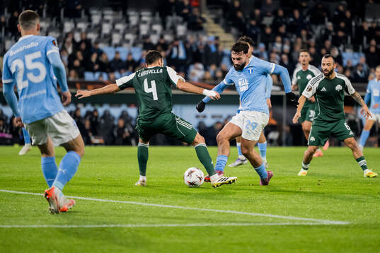 Pedro Chirivella of Panathinaikos and Sead Haksabanovic of