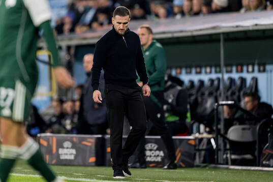 Head coach Anes Mravac of Malmö FF looks dejected