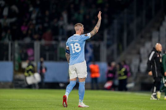 Pontus Jansson of Malmö FF looks dejected