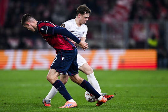 Eggert Aron Gudmundsson of Brann and Emil Holm of Bologna