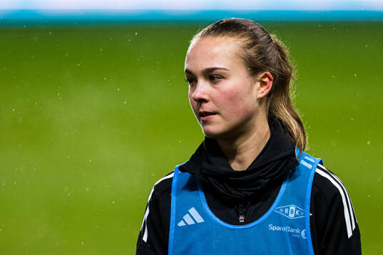 Cille Nilsen of Rosenborg warms up