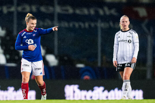 Olaug Tvedten of Vålerenga celebrates