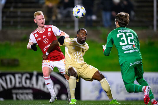 Sandvikens IFs Christopher Redenstrand och Östersunds