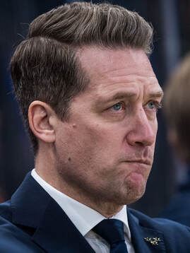 Head coach Sam Hallam of Sweden