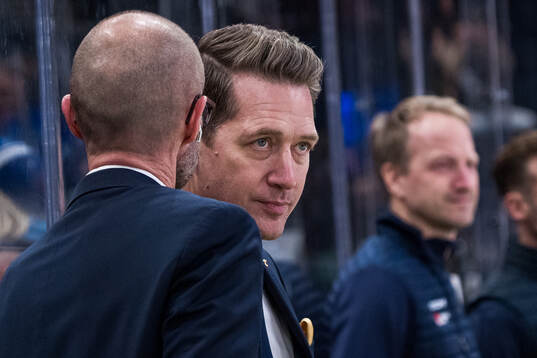 Head coach Sam Hallam of Sweden