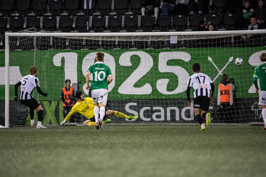 Under fotbollsmatchen i Superettan mellan Brage och