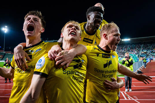 Håkon Holmefjord Lorentzen of Start celebrates