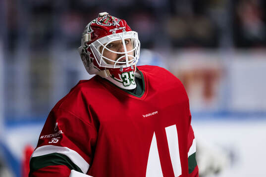 Modos målvakt Adam Werner