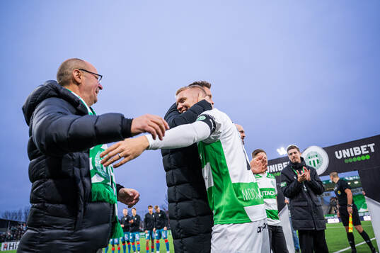 Västerås Simon Johansson hyllas