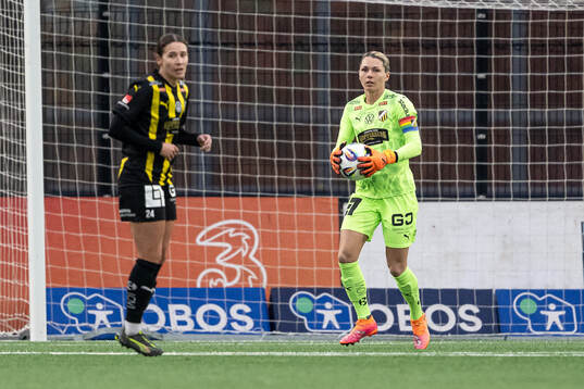 Häckens målvakt Jennifer Falk