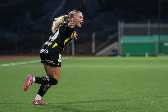 Häckens Matilda Nildén jublar