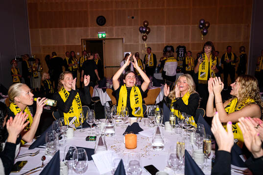 Häckens Lisa Löwing, Emma Östlund, Hanna Wijk och