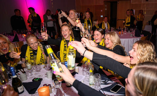 Häckens Lisa Löwing, Emma Östlund, Hanna Wijk och