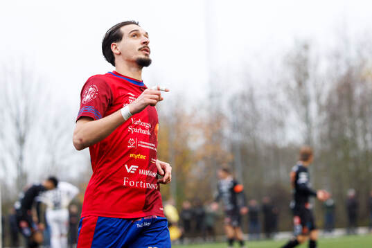 Tvååkers Mergim Laci jublar