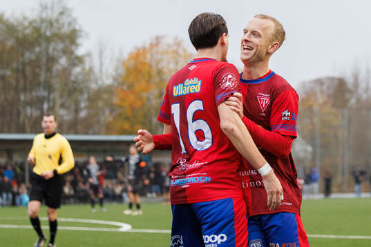 Tvååkers Albin Malmlöf Johansson jublar