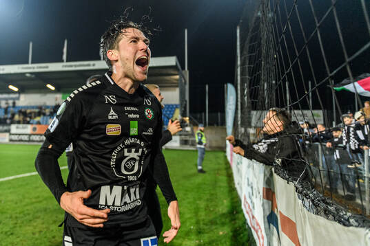 Örebros John Stenberg jublar