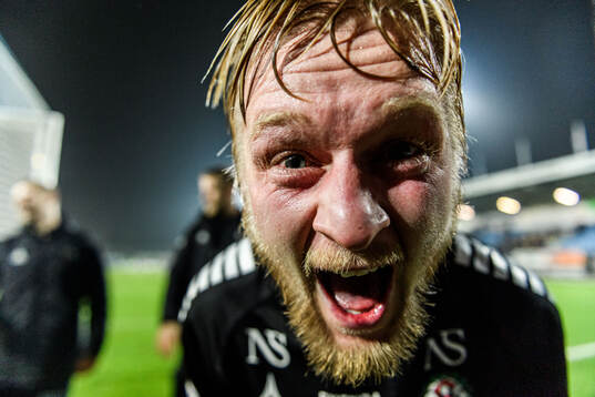 Örebros Karl Holmberg jublar
