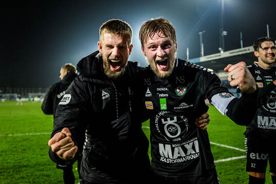 Örebros Karl Holmberg jublar