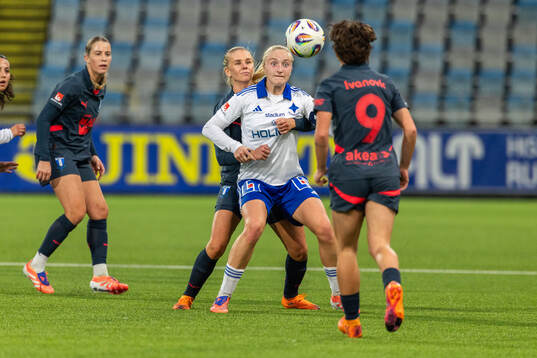 Malmö FFs Nellie Lilja och IFK Norrköpings Wilma