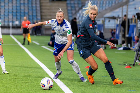 IFK Norrköpings Julia Karlernäs och Malmö FFs Nellie