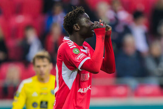 Kalmars Gibril Sosseh deppar