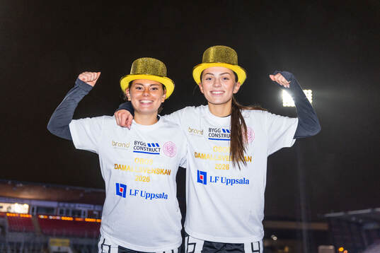 IK Uppsalas Lova Tomic och Stina Leffler jublar