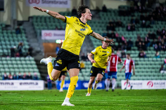 Sander Hansen Sjøkvist of Start celebrates