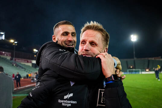 Head coach Azar Karadas and assistant coach Joey Hardarson